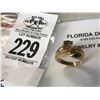 Image 1 : 14K YG Diamond Ring - One Round Diamond 5.5g