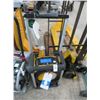 Image 1 : Dewalt 2100 PSI Air Compressor