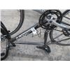 Image 2 : Black Scott 16 Speed Bike