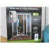 Image 2 : Anderson Retractable Screen Door