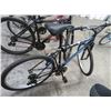Image 3 : Black Roadmaster Mountain Bike