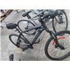 Image 3 : Black Cannondale Mountain Bike