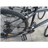 Image 4 : Black Cannondale Mountain Bike