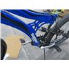 Image 3 : Blue Hiland Mountain Bike