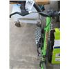 Image 2 : Green Wing Flyer Scooter