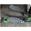 Image 3 : Green Wing Flyer Scooter