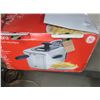 Image 1 : GE Countertop Electric Fryer