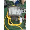 Image 1 : Shop Light
