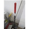 Image 1 : Cement Tamper