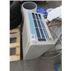 Image 1 : Daikin Inverter Fan