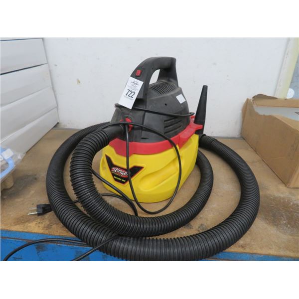 Stinger Shop Vac