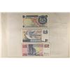 Image 1 : 3 SINGAPORE BANK NOTES.  1967-$1 (CU),1976-$1 (CU)