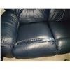 Image 2 : Reclining Loveseat