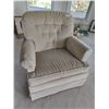 Image 1 : Cloth Armchair