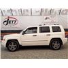 Image 18 : A12D --  2008 JEEP PATRIOT LTD 4X4, White, 228252 KM  "NO RESERVE"