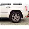 Image 22 : A12D --  2008 JEEP PATRIOT LTD 4X4, White, 228252 KM  "NO RESERVE"