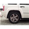 Image 32 : A12D --  2008 JEEP PATRIOT LTD 4X4, White, 228252 KM  "NO RESERVE"