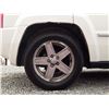 Image 33 : A12D --  2008 JEEP PATRIOT LTD 4X4, White, 228252 KM  "NO RESERVE"