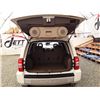 Image 50 : A12D --  2008 JEEP PATRIOT LTD 4X4, White, 228252 KM  "NO RESERVE"