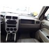 Image 63 : A12D --  2008 JEEP PATRIOT LTD 4X4, White, 228252 KM  "NO RESERVE"