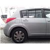 Image 26 : B4 --  2009 NISSAN VERSA S , Silver, 200416 KM