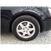 Image 24 : C3 --  2006 HYUNDAI SONATA GL, Blue, 131734 KM