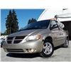 Image 2 : I5 --  2005 DODGE GRAND CARAVAN SXT, Silver, 197356 KM