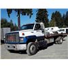 Image 2 : 0B --  1995 GMC TOPKICK C6H042 TOW TRUCK, White, 669933 KM