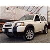 Image 2 : A2 --  2004 LAND ROVER FREELANDER SE AWD, White, 112 033 KM's "NO RESERVE"