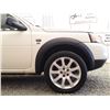 Image 31 : A2 --  2004 LAND ROVER FREELANDER SE AWD, White, 112 033 KM's "NO RESERVE"