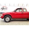 Image 21 : H6 --  2001 GMC SONOMA 4X4, Red, 157624 MILES
