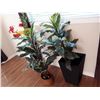 Image 3 : 2 Artificial Plants And Vase Of Artificial Flowers