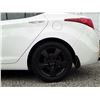 Image 23 : E3 --  2013 HYUNDAI ELANTRA GLS, White, 207080 KM