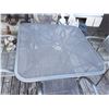 Image 2 : Metal mesh tall table & 4 chairs