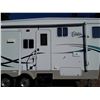 Image 17 : 0B --  2002 CITATION FIFTH WHEEL APROX 26'