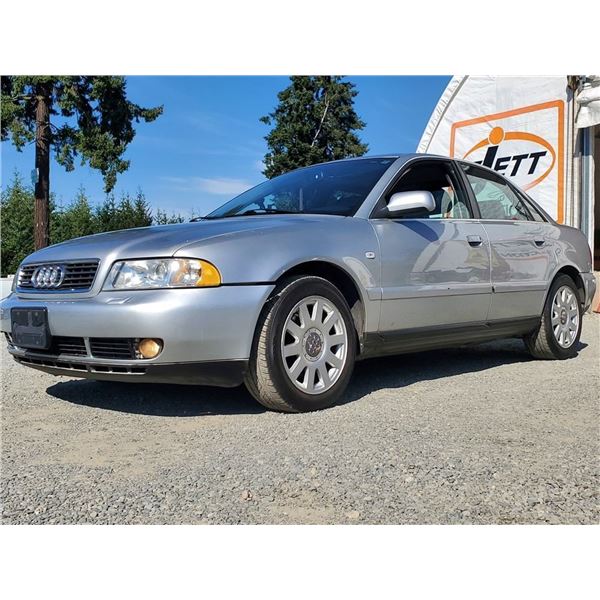 A6 --  2001 AUDI A4 QUATTRO AWD, Silver, 220201 KM