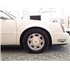 Image 29 : B3 --  2002 CADILLAC DEVILLE, White, 188304 KM