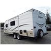 Image 17 : 0E --  2014 SKYLINE LAYTON JOEY TRAVEL TRAILER APRX 29'