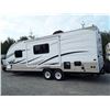 Image 19 : 0E --  2014 SKYLINE LAYTON JOEY TRAVEL TRAILER APRX 29'