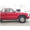 Image 25 : H6 --  2001 GMC SONOMA 4X4, Red, 157624 MILES