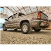 Image 21 : G4 --  2006 GMC NEW SIERRA 1500 4X4 CREW CAB, , 231 592 KM