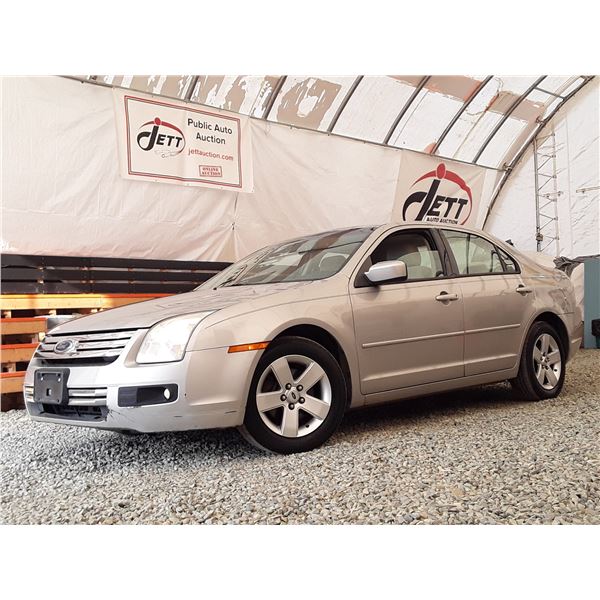 A8 --  2007 FORD FUSION SE, Silver, 234 353 KM "NO RESERVE"