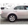 Image 26 : A8 --  2007 FORD FUSION SE, Silver, 234 353 KM "NO RESERVE"
