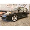 Image 1 : A2 --  2005 TOYOTA COROLLA MATRIX XR, Blue, 232 894 KM  "NO RESERVE"