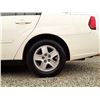 Image 24 : A5 --  2005 CHEVROLET MALIBU, White, 88 474 KM "NO RESERVE"