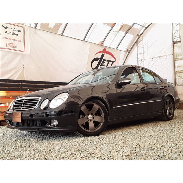 C1 --  2003 MERCEDES-BENZ E 320, Grey, 226 985 KM