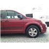 Image 32 : D2 --  2011 DODGE GRAND CARAVAN EXPRESS, Red, 144 583 KM