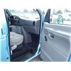 Image 38 : 0A  --  2001 FORD ECONOLINE E350 SUPER DUTY VAN BUCKET LIFT, Blue, 264 737 KM