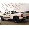 Image 21 : A7 --  2003 CHEVROLET SILVERADO 2500 HD CREW CAB 4X4, White, 362948 KM