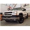 Image 3 : A7 --  2003 CHEVROLET SILVERADO 2500 HD CREW CAB 4X4, White, 362948 KM